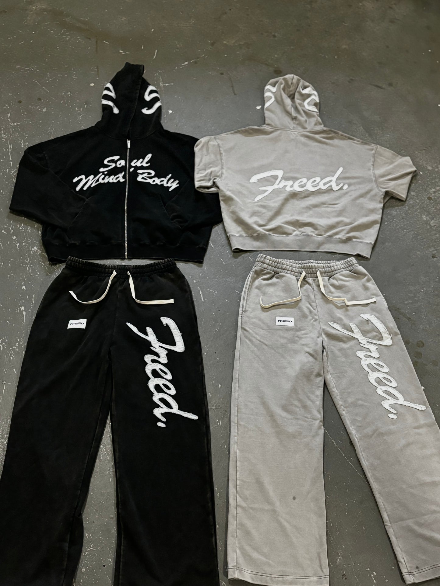 "FREED" SWEATPANTS